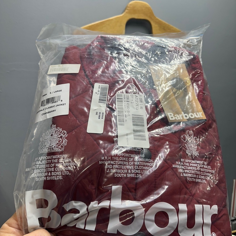 Barbour Eskdale Classic Quilted Jacket Cranberry Red D894 Men XL Made in England - Picture 6 of 8